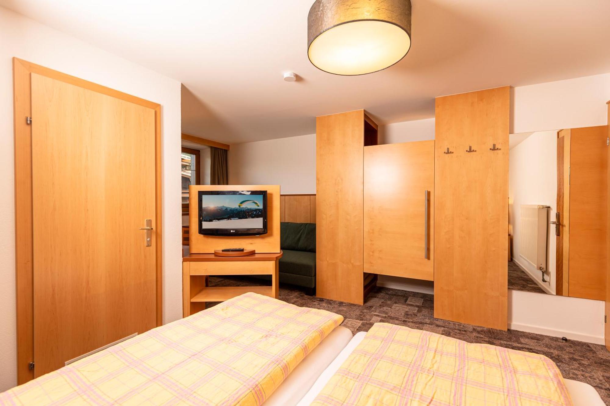 Hotel-Garni Pramstraller 메이른호픈 외부 사진